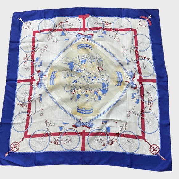 Hermes Vintage Les Becanes Silk Bicycle Themed Scarf 90 cm - Picture 10 of 12